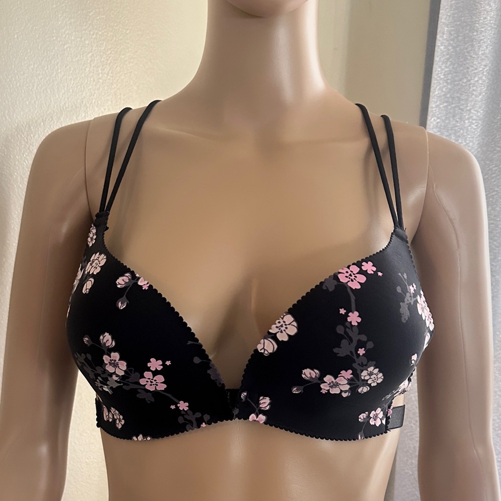 Floral Black front click bra